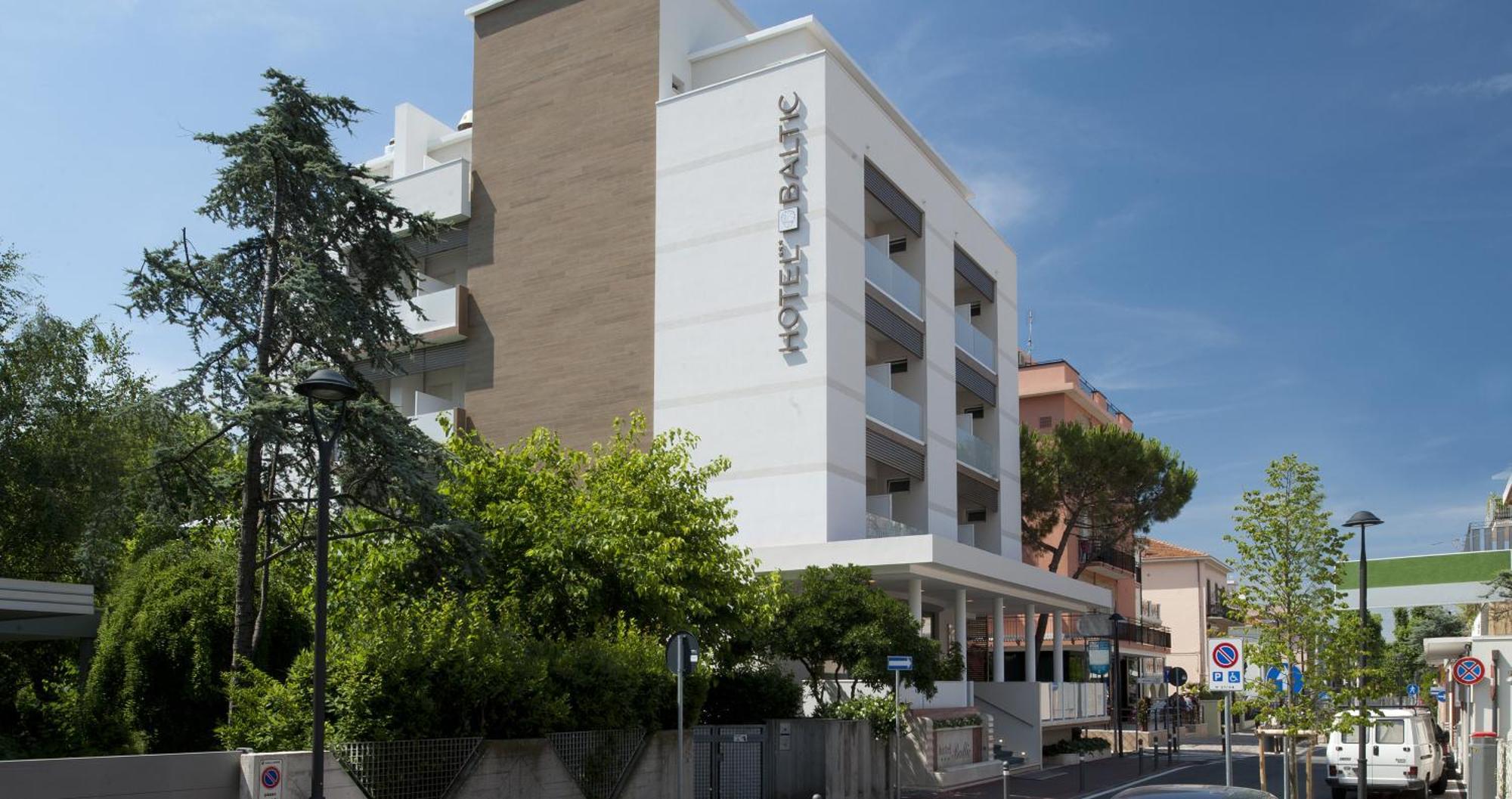 Hotel Baltic リミニ エクステリア 写真